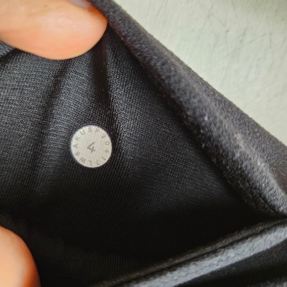 Lululemon Full Freedom Crop 21" Legging 4 Black Capri - Picture 5 of 12